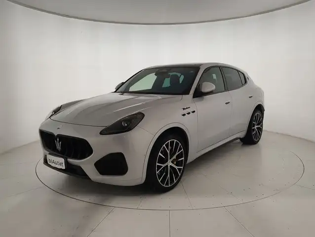 Maserati Grecale 2.0 mhev Modena 330cv auto