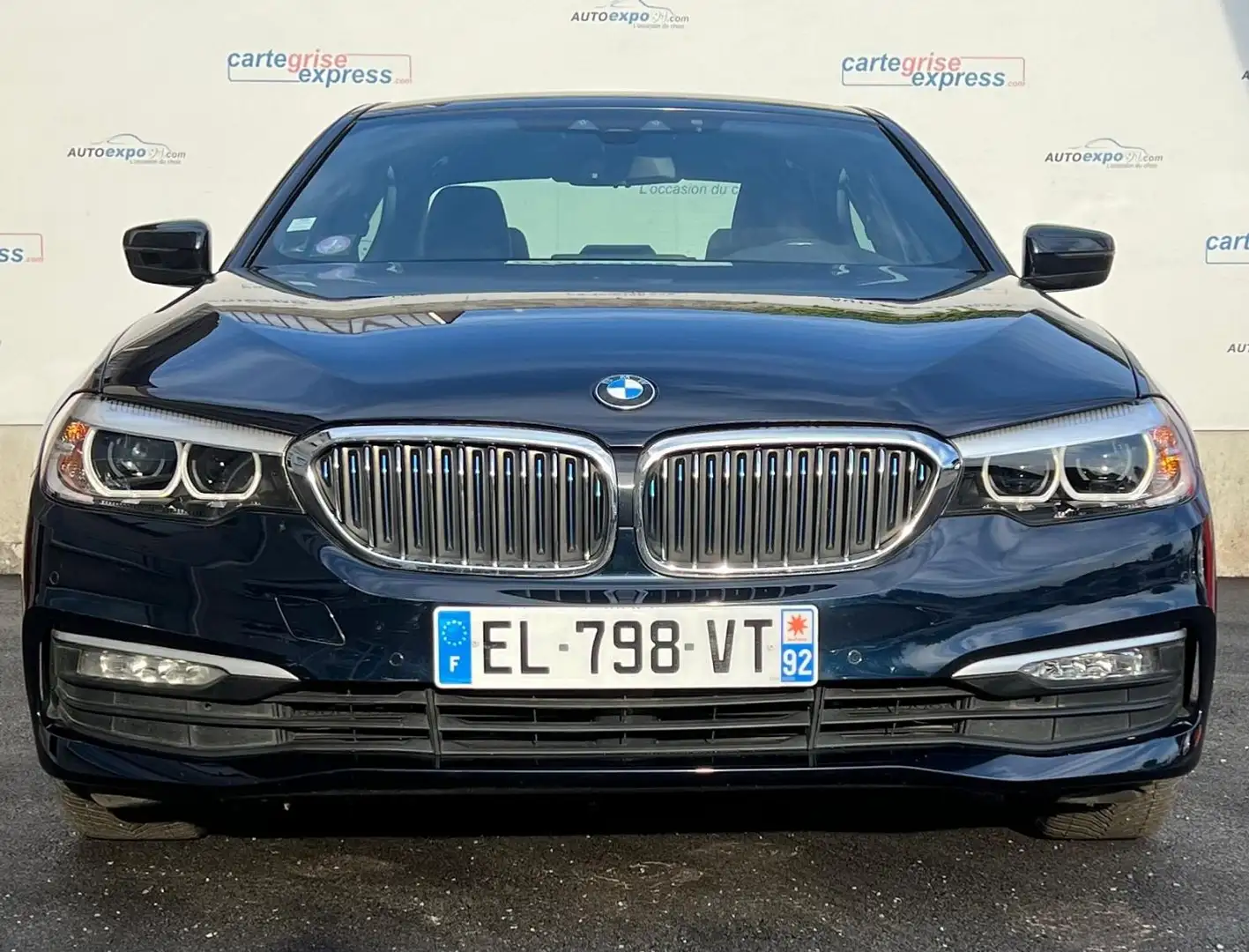 BMW 530 (G30) 530EA IPERFORMANCE 252CH BUSINESS Bleu - 2