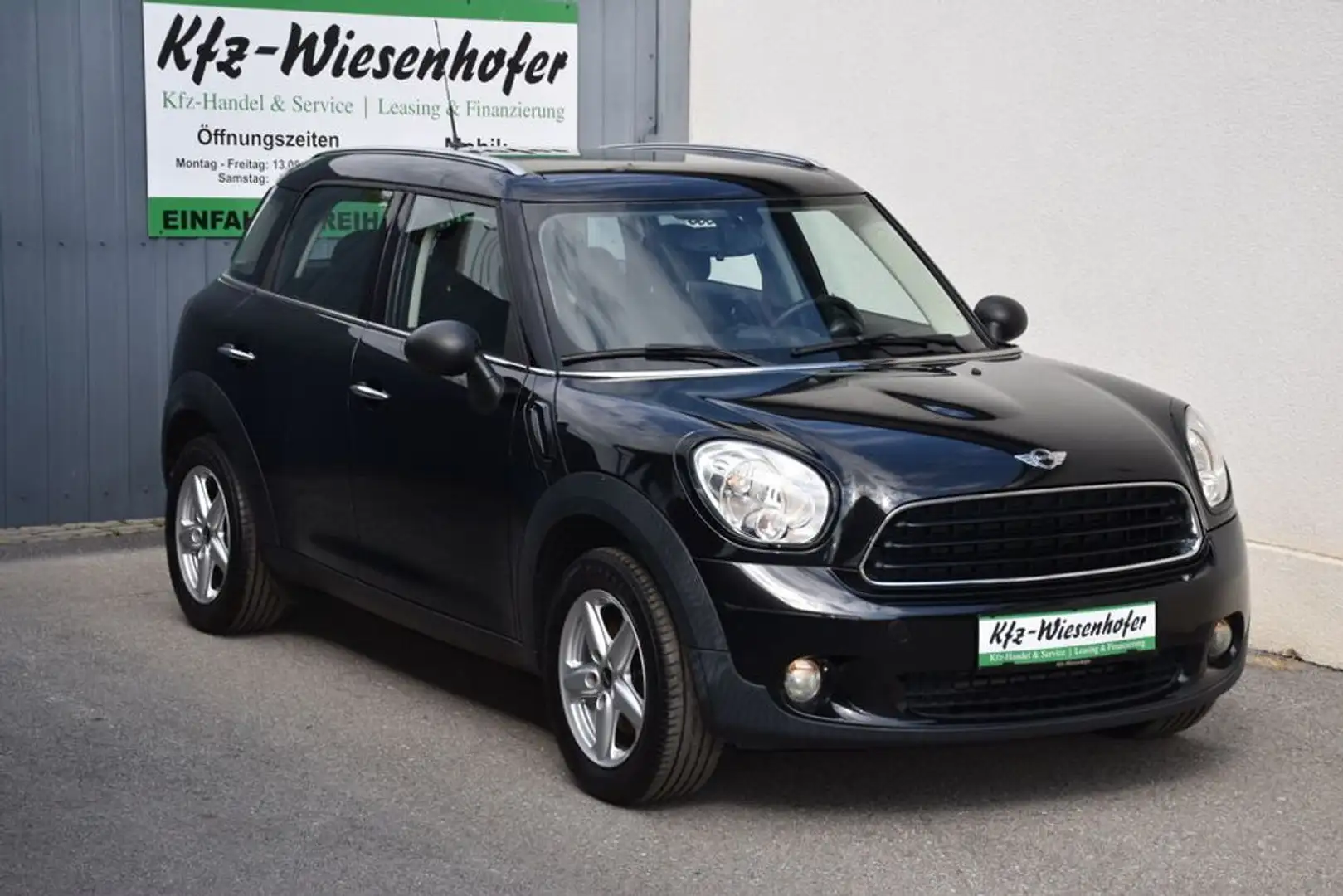 MINI One Countryman / Service + Pickerl NEU / Zwart - 1