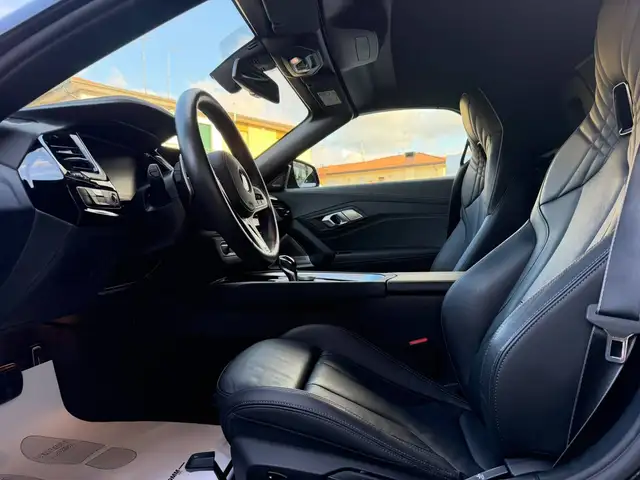 BMW Z4 view 14