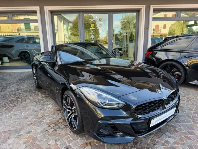 BMW Z4 view 2