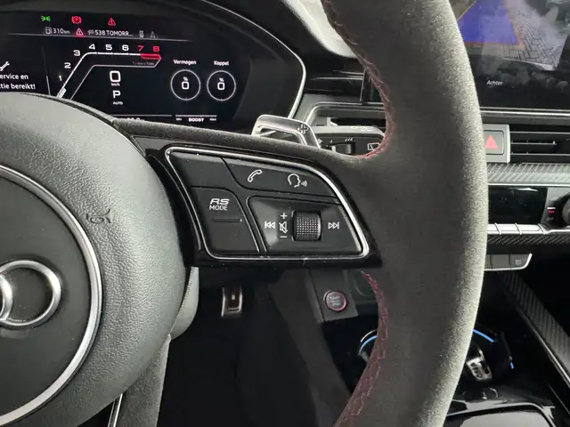 Audi RS4 view 14