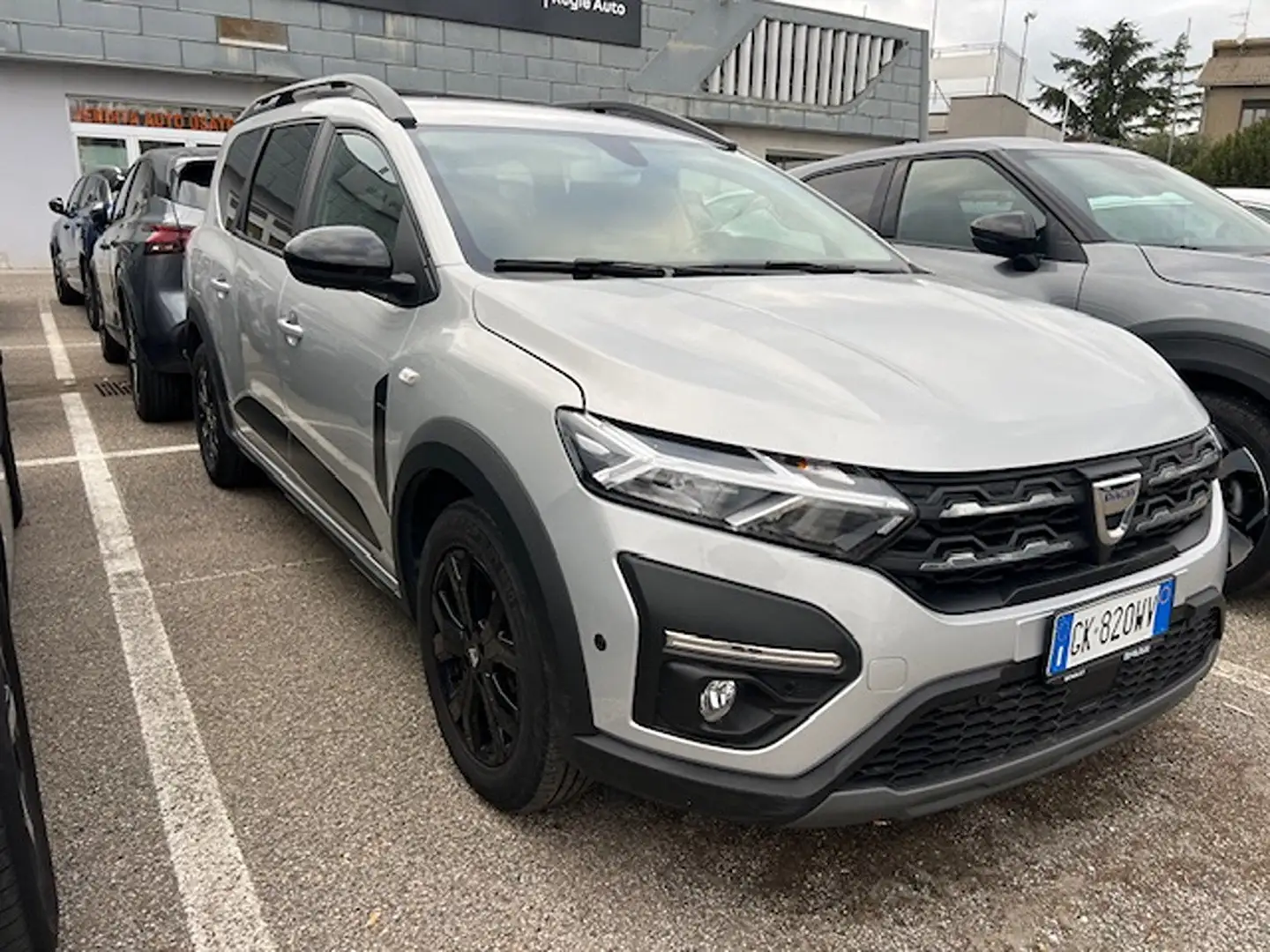 Dacia Jogger 1.0 TCe GPL Extreme UP 1.0 TCE EXTREME UP GPL 100 Grigio - 2