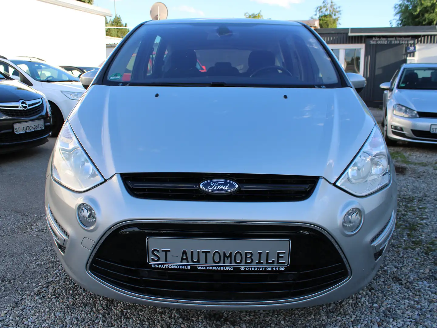 Ford S-Max Titanium Silber - 2