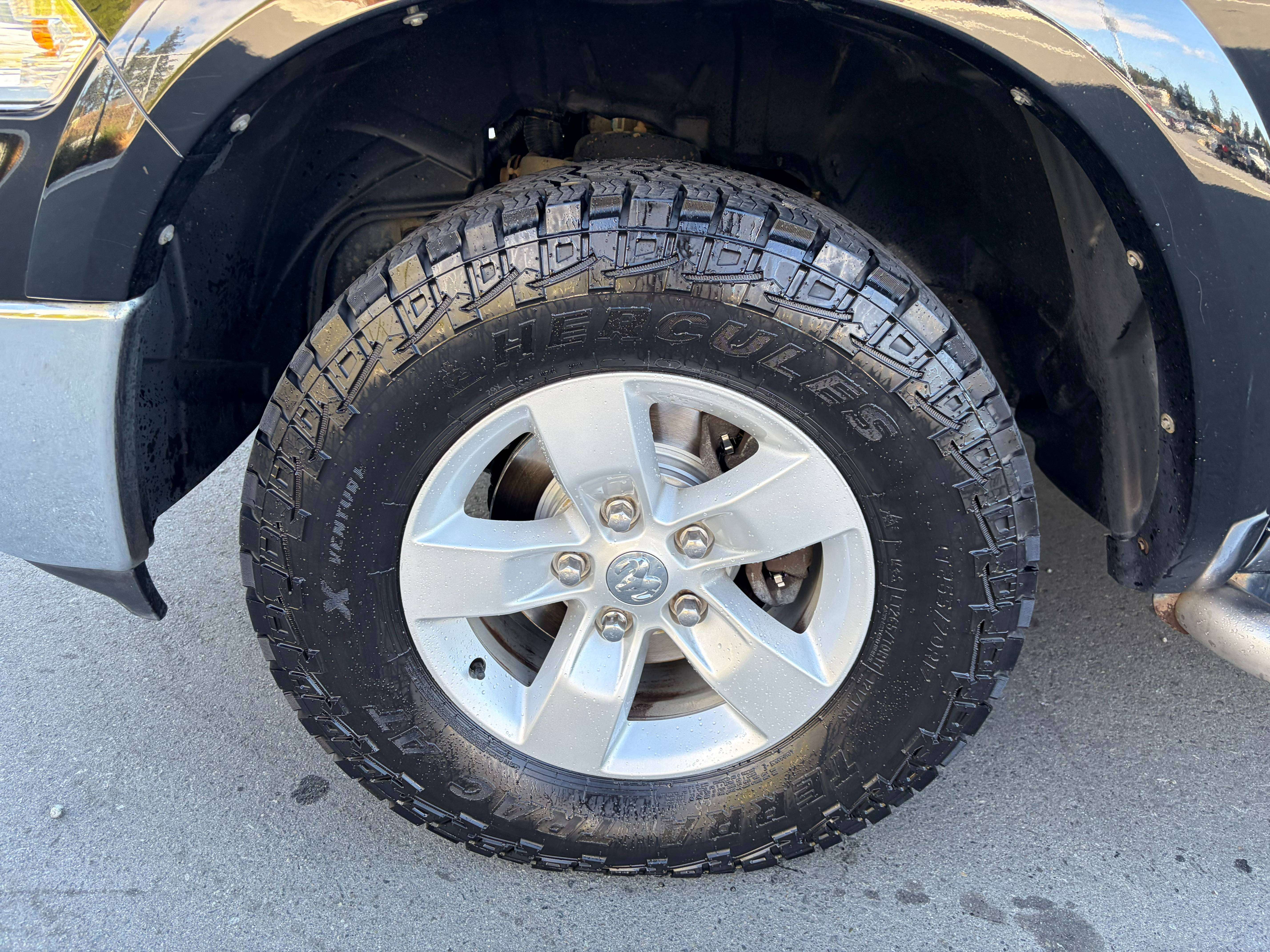 2015 RAM 1500 Outdoorsman Quad Cab 4x4 3.6L V6 — снимка 1