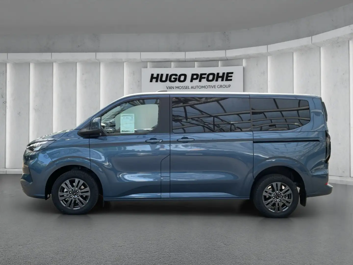 Ford Tourneo Custom Titanium 320 L1H1 VA  Autm. LM Azul - 2