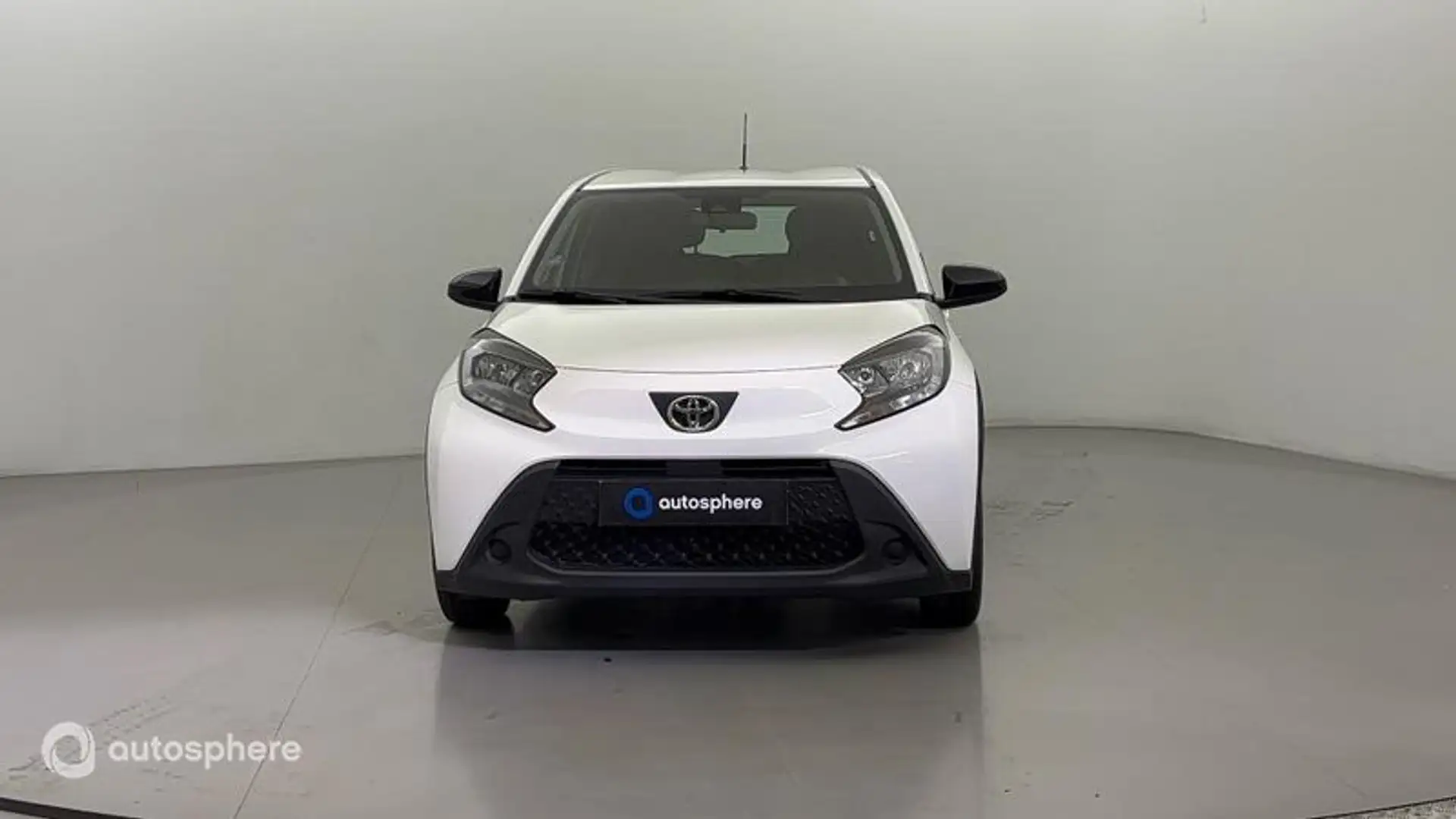 Toyota Aygo X 1.0 VVT-i 72ch Dynamic - 2