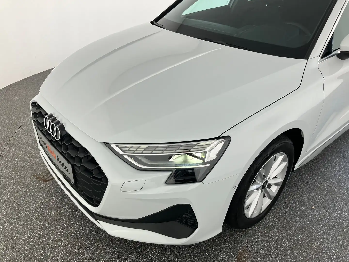 Audi A3 35 TDI Weiß - 2