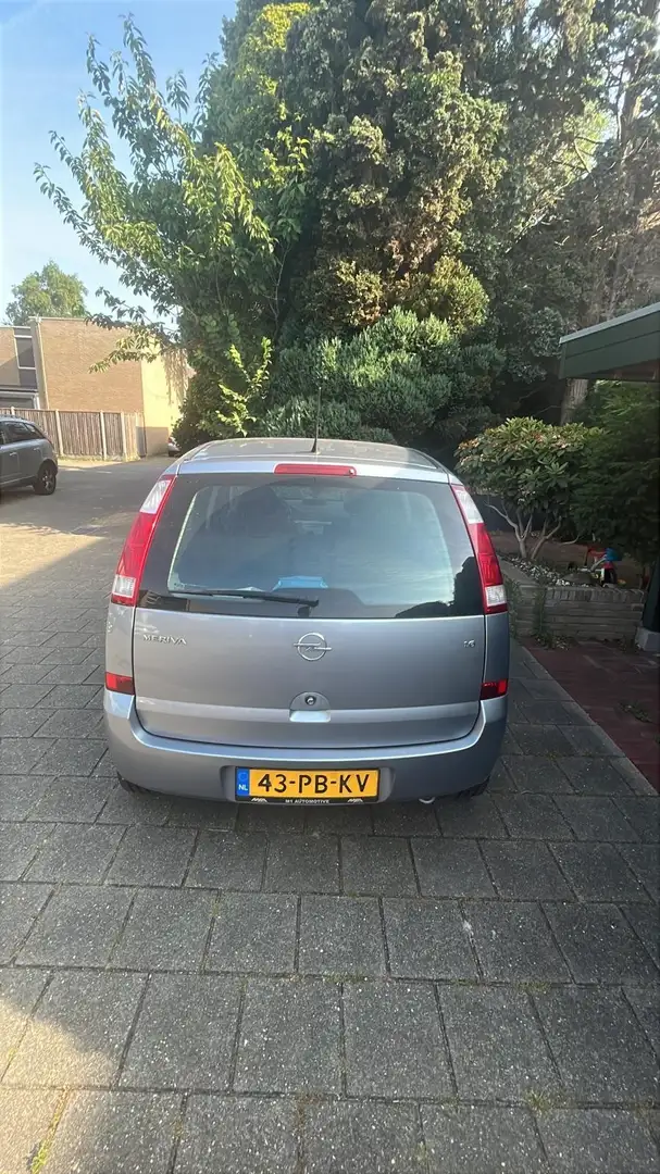 Opel Meriva 1.6 16V Easytronic Grijs - 2