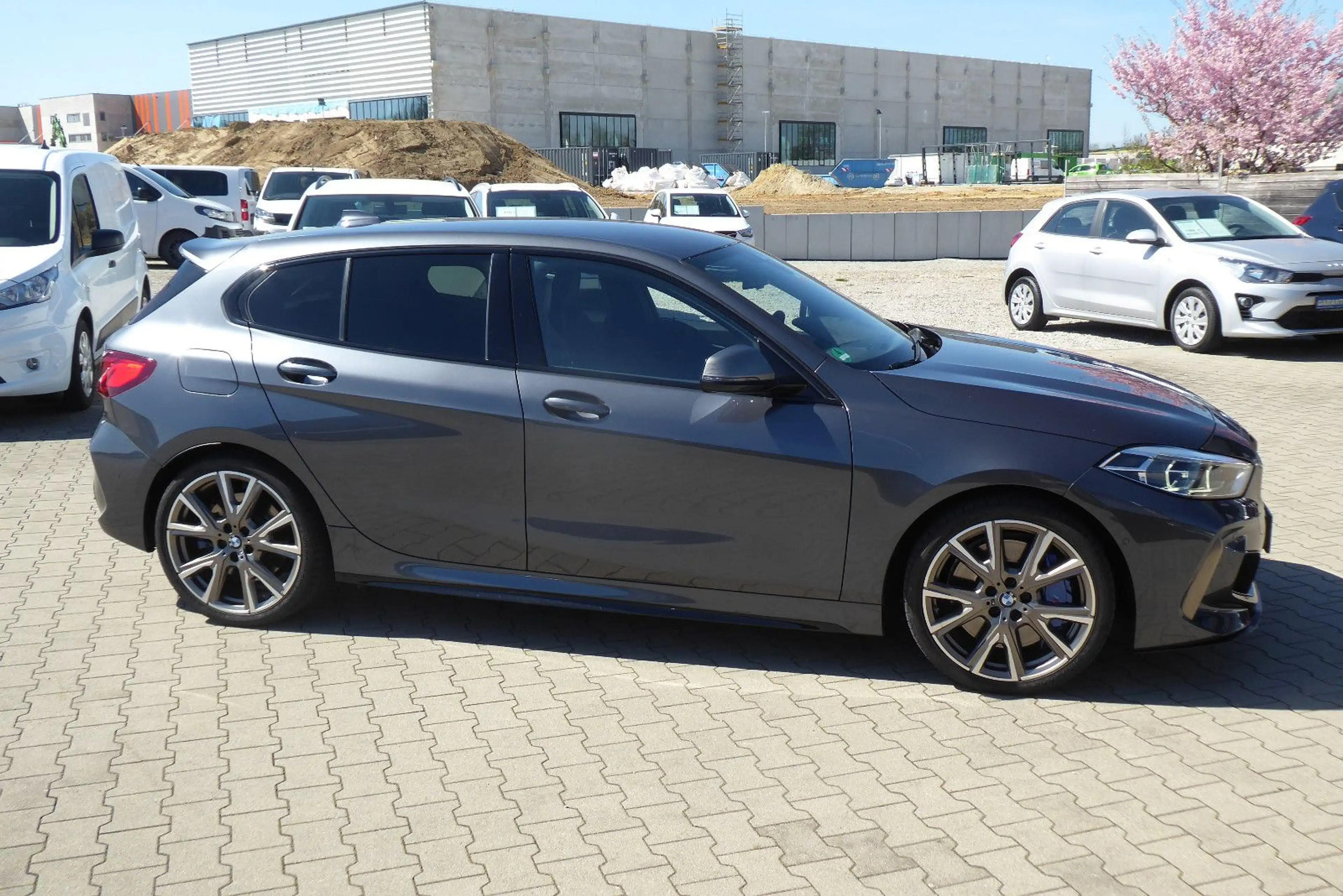 BMW 135 i xDrive/M-Tech/LiveCockpit/Headup/LED uvm. — photo 6