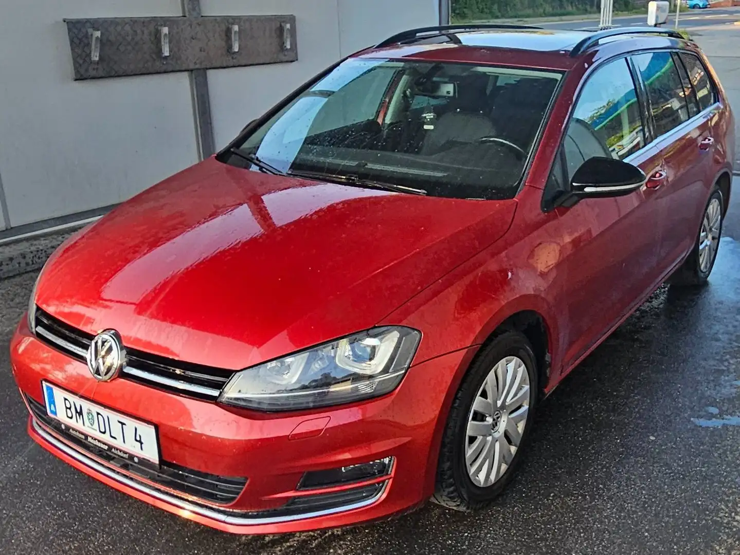 Volkswagen Golf Variant Golf Variant Sky BMT 1,6 TDI 4Motion Sky Rot - 2
