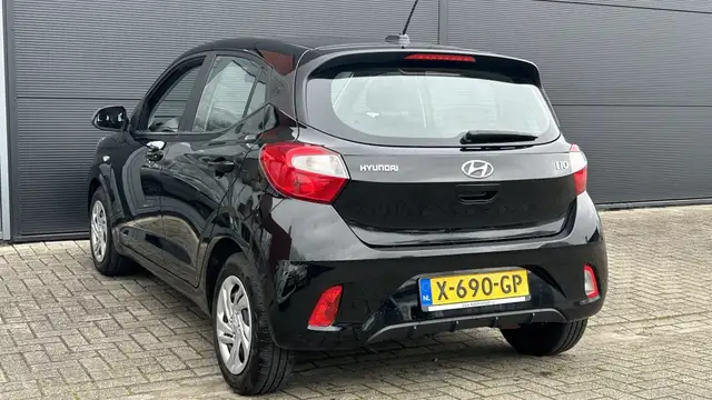 Hyundai I10 view 6