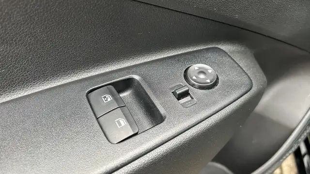 Hyundai I10 view 16