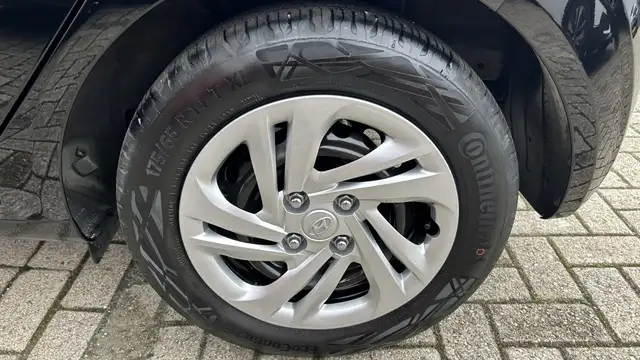 Hyundai I10 view 23