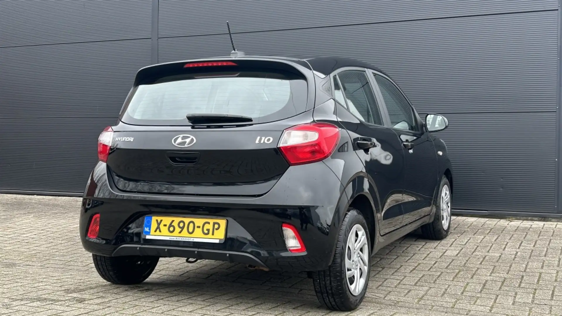 Hyundai i10 1.0 | Automaat | Airco | Cruise Zwart - 2