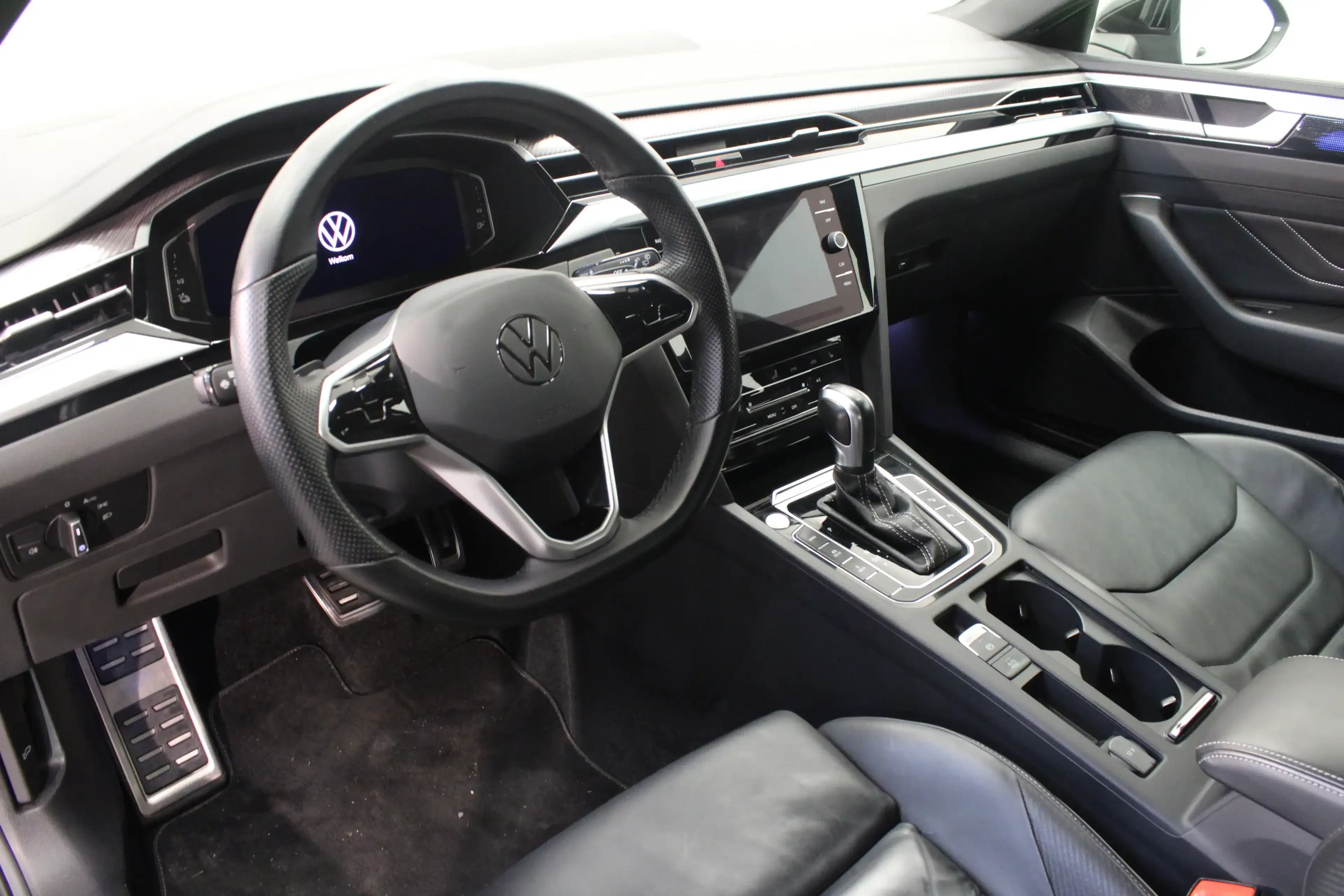 Volkswagen Arteon 1.4 Shooting Brake R-Line Hybrid CAMERA, ZETELVERW — photo 14