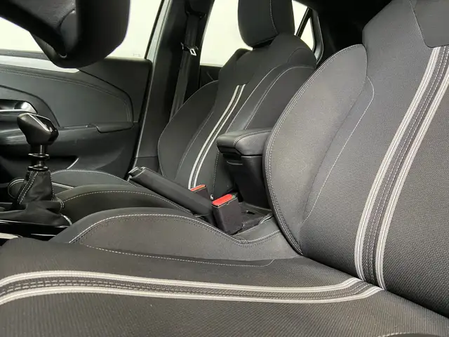 Opel Corsa view 6
