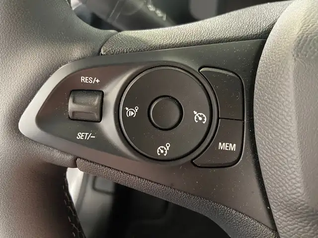 Opel Corsa view 10