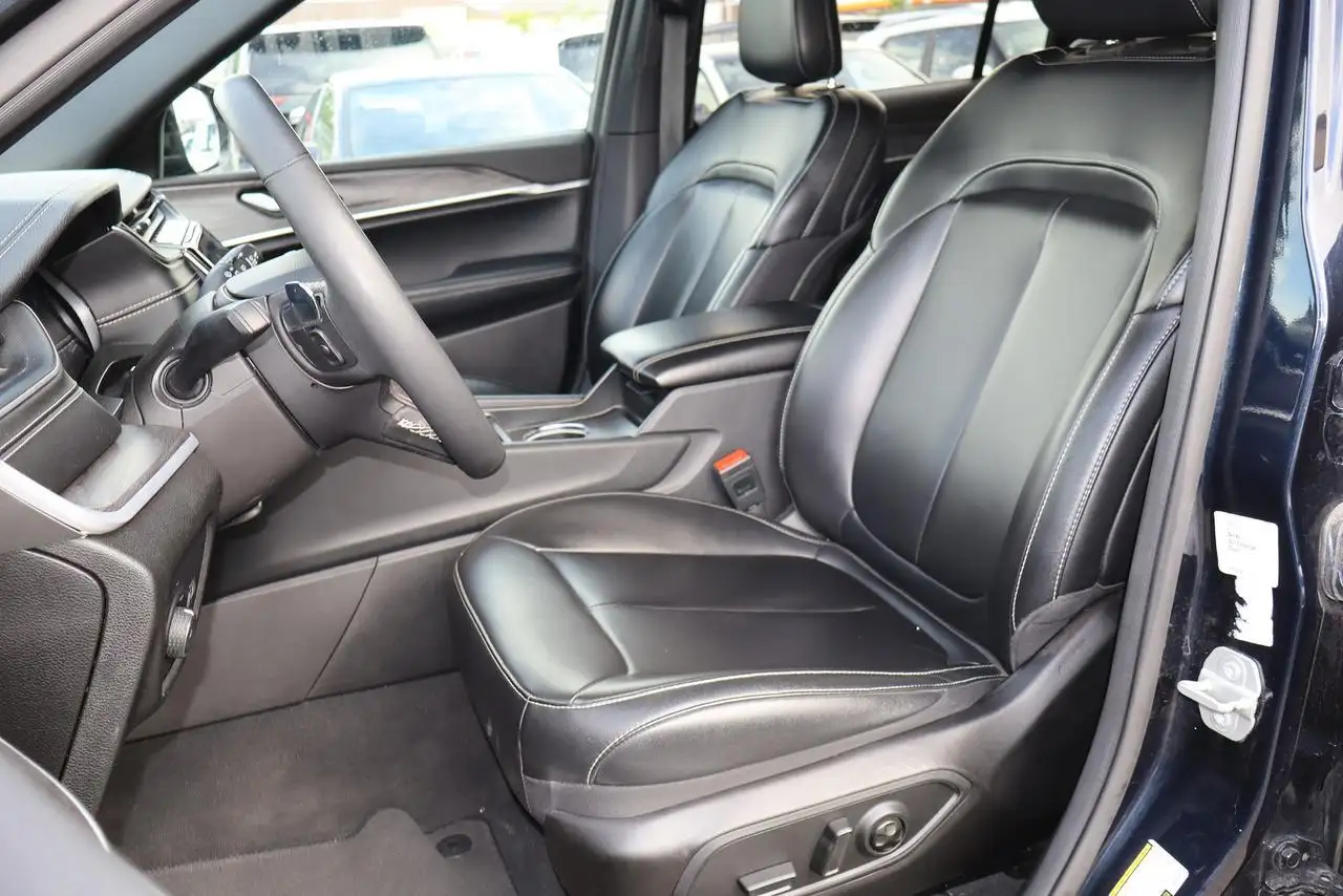 Jeep Grand Cherokee fotografie Jeep Grand Cherokee