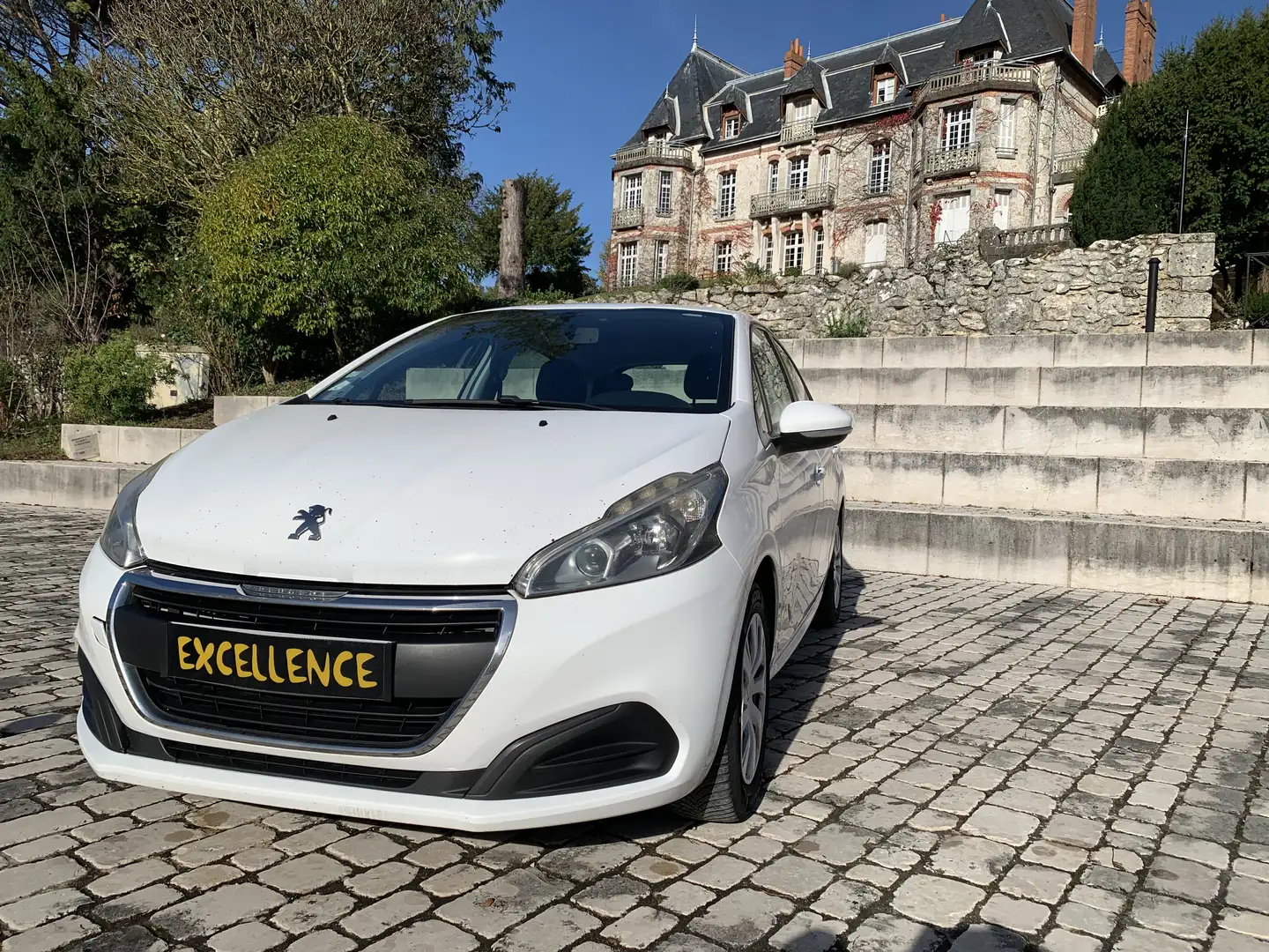 Peugeot 208 208 1.4 HDi 68ch BVM5 Like Blanc - 1