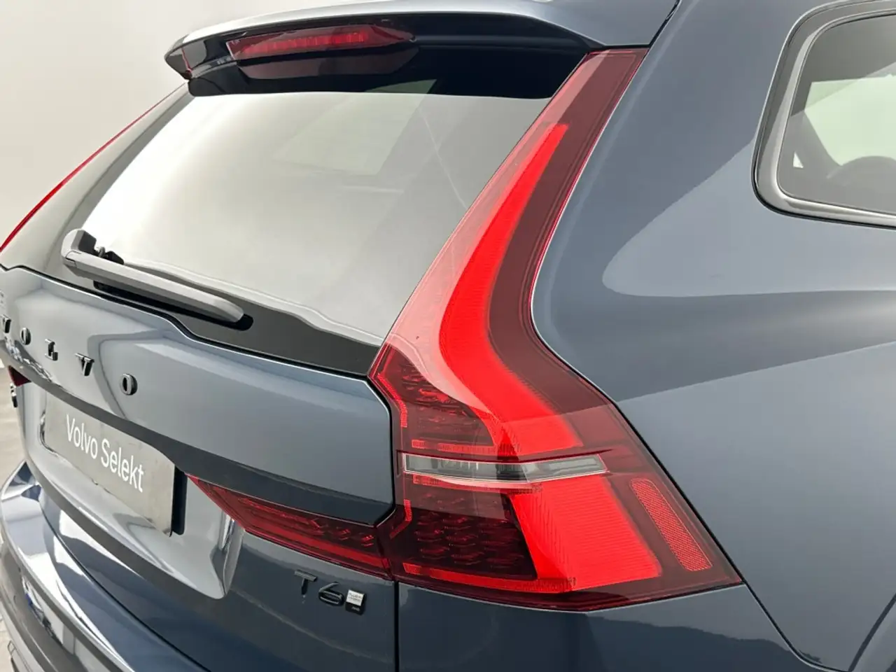Volvo XC60 2026 — фото 10