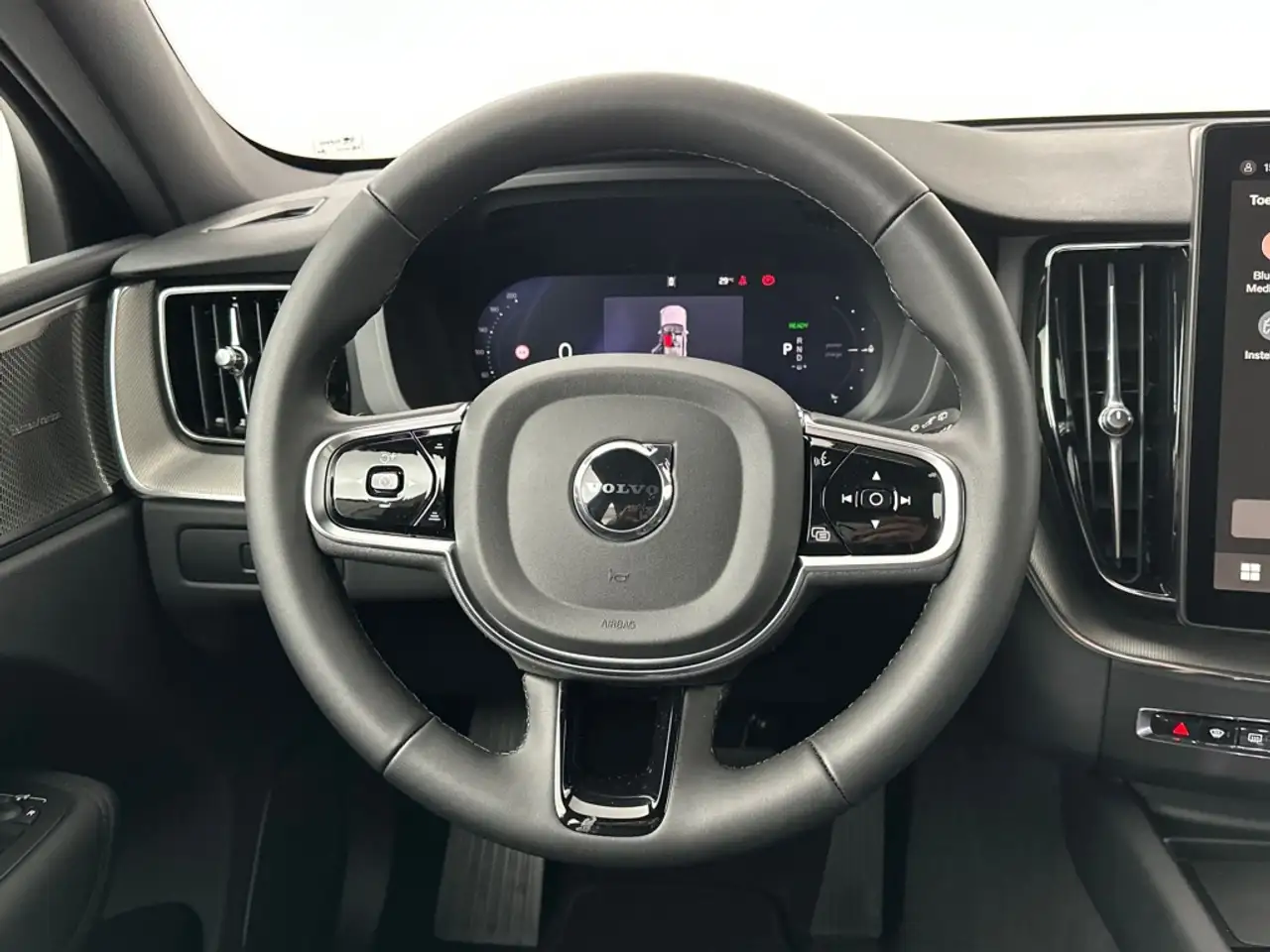 Volvo XC60 2026 — фото 25