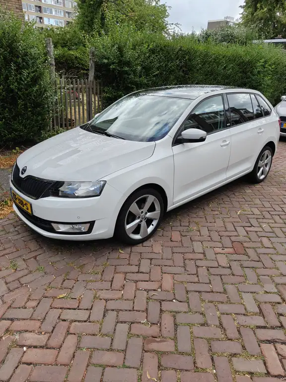 Skoda Rapid/Spaceback 2016 из Европы — купить под ключ