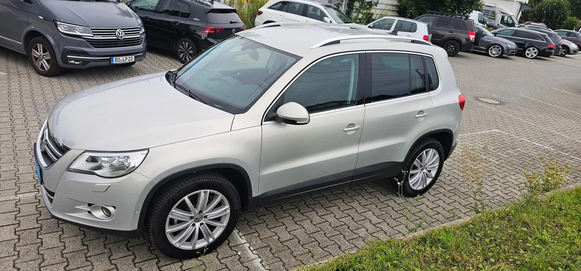 Volkswagen Tiguan Tiguan*2.0*TDI*4Motion*Team*Kamera*Navi*Bi-Xenon* Argento - 2