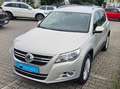 Volkswagen Tiguan Tiguan*2.0*TDI*4Motion*Team*Kamera*Navi*Bi-Xenon* Silber - thumbnail 1