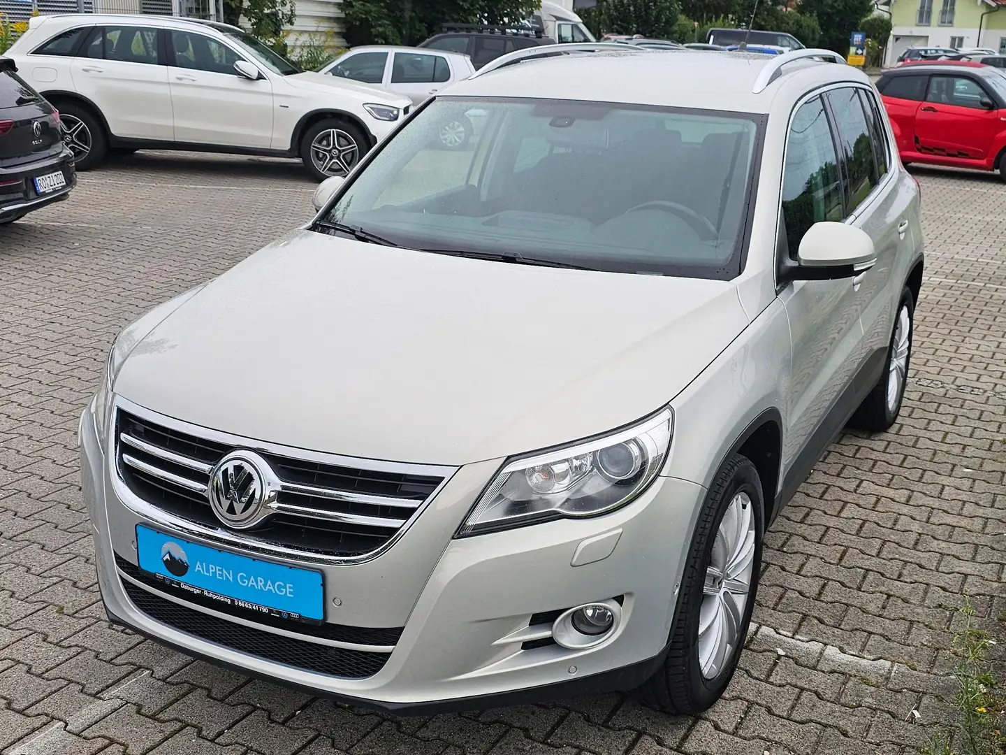 Volkswagen Tiguan Tiguan*2.0*TDI*4Motion*Team*Kamera*Navi*Bi-Xenon* Argento - 1