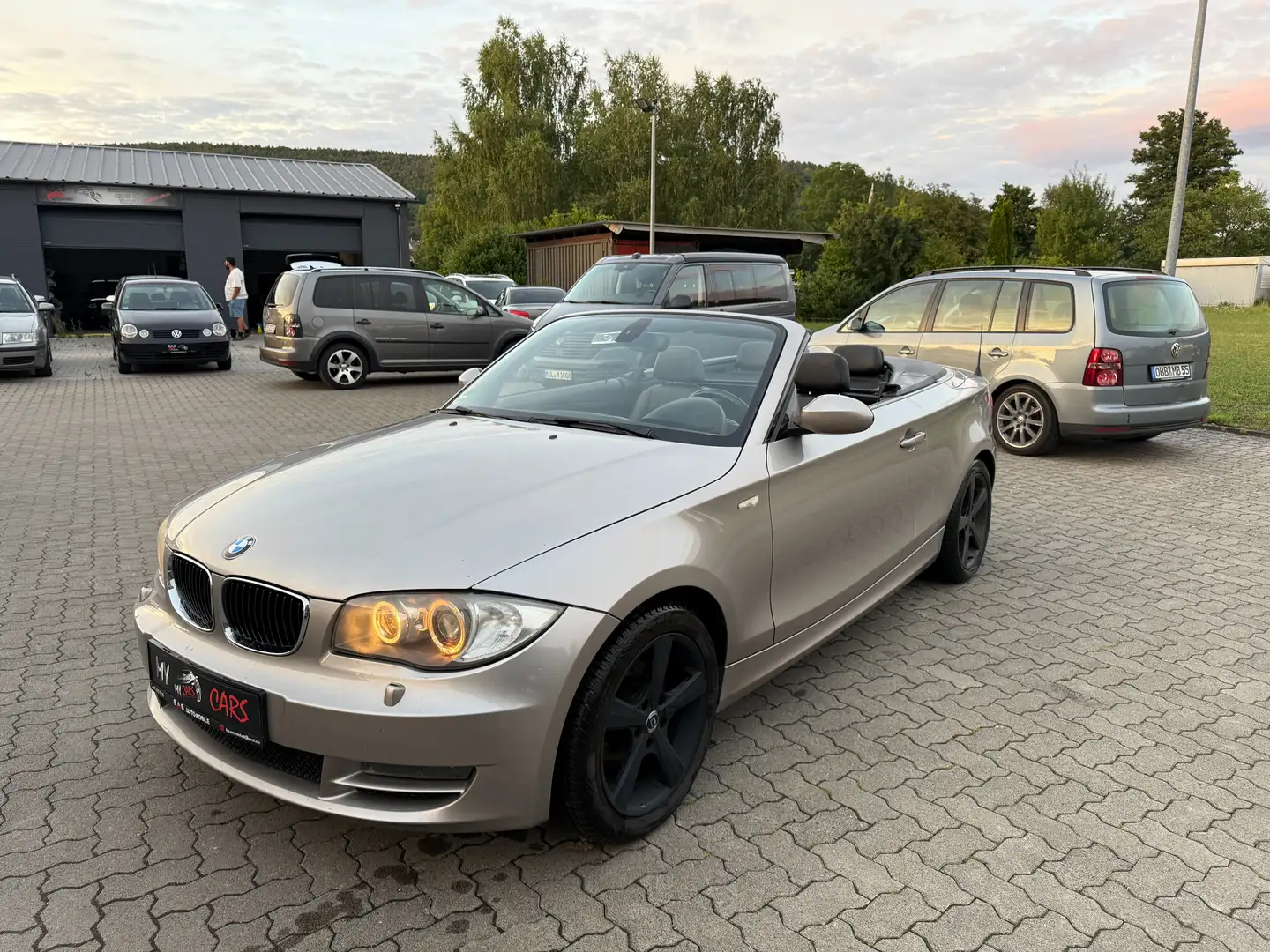BMW 118 118i Cabrio *Xenon*Leder*PDC*MFL*Tempomat Grau - 1