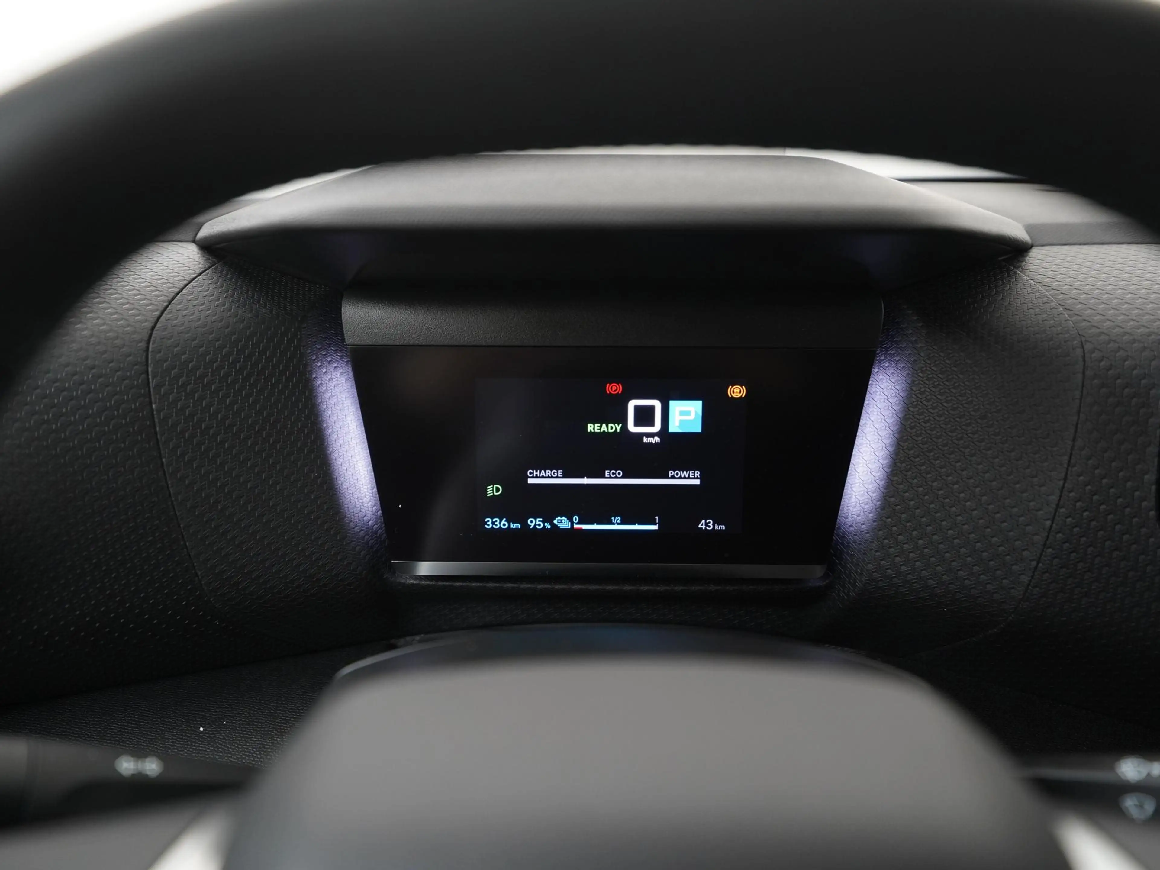 Citroen E-C4 X Ë-C4X Shine 50 kWh | SOH 100% | Head-Up | 360 Came — photo 8