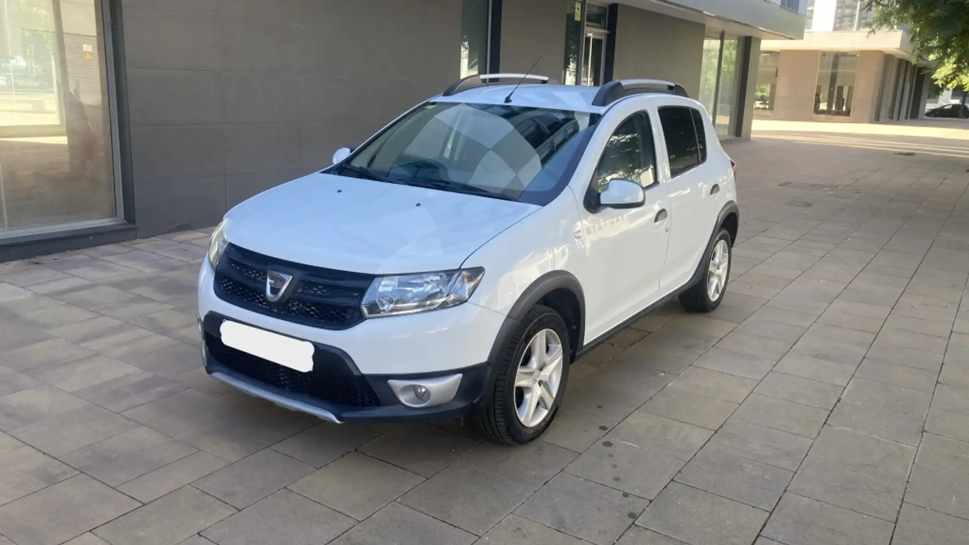 Dacia Sandero 0.9 TCE Stepway 90 Blanc - 1