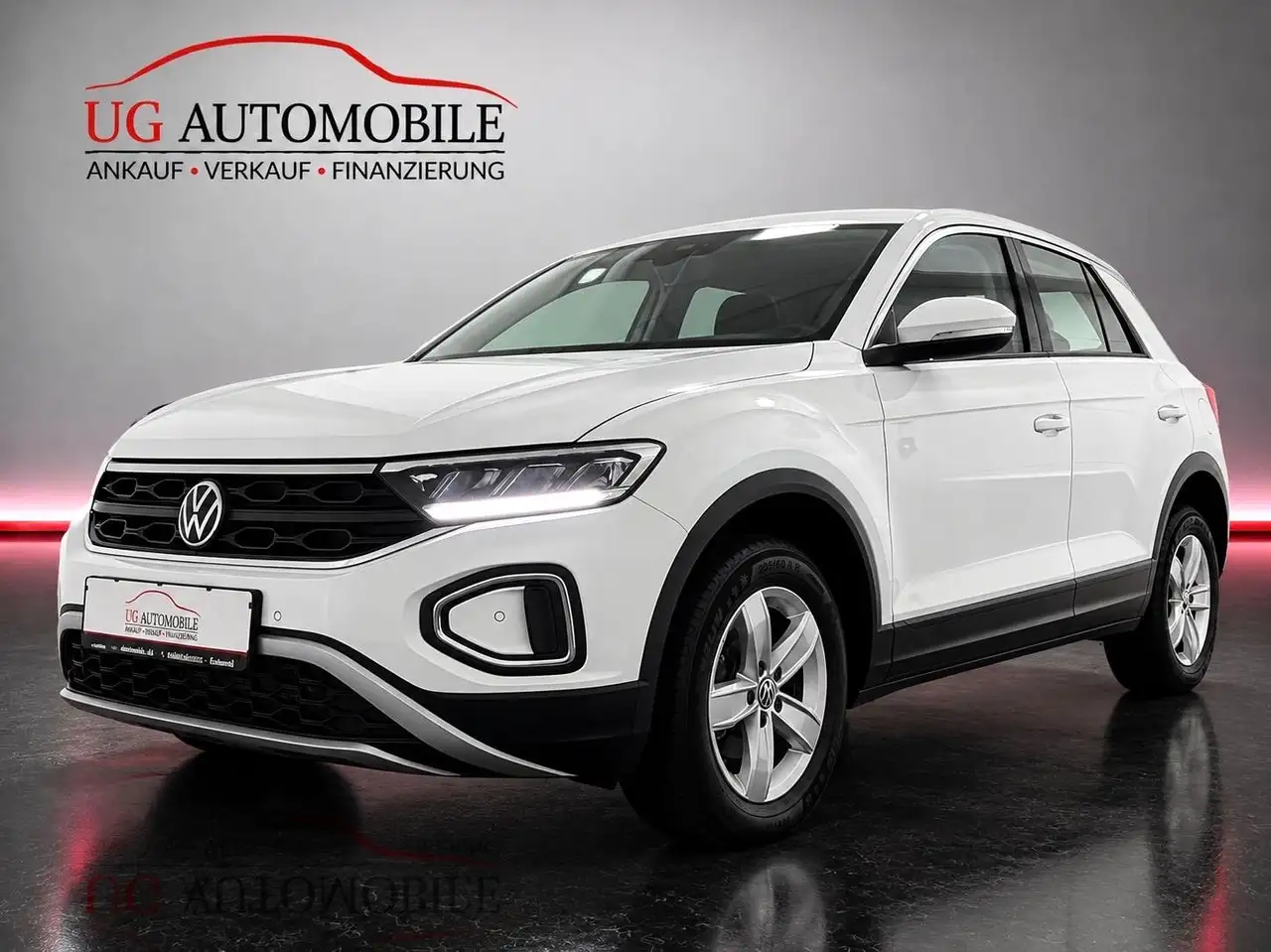 2023 Volkswagen T-Roc 1.0 TSI * 1.HAND * SITZHEIZUNG * 8xREIFEN, photograph 1