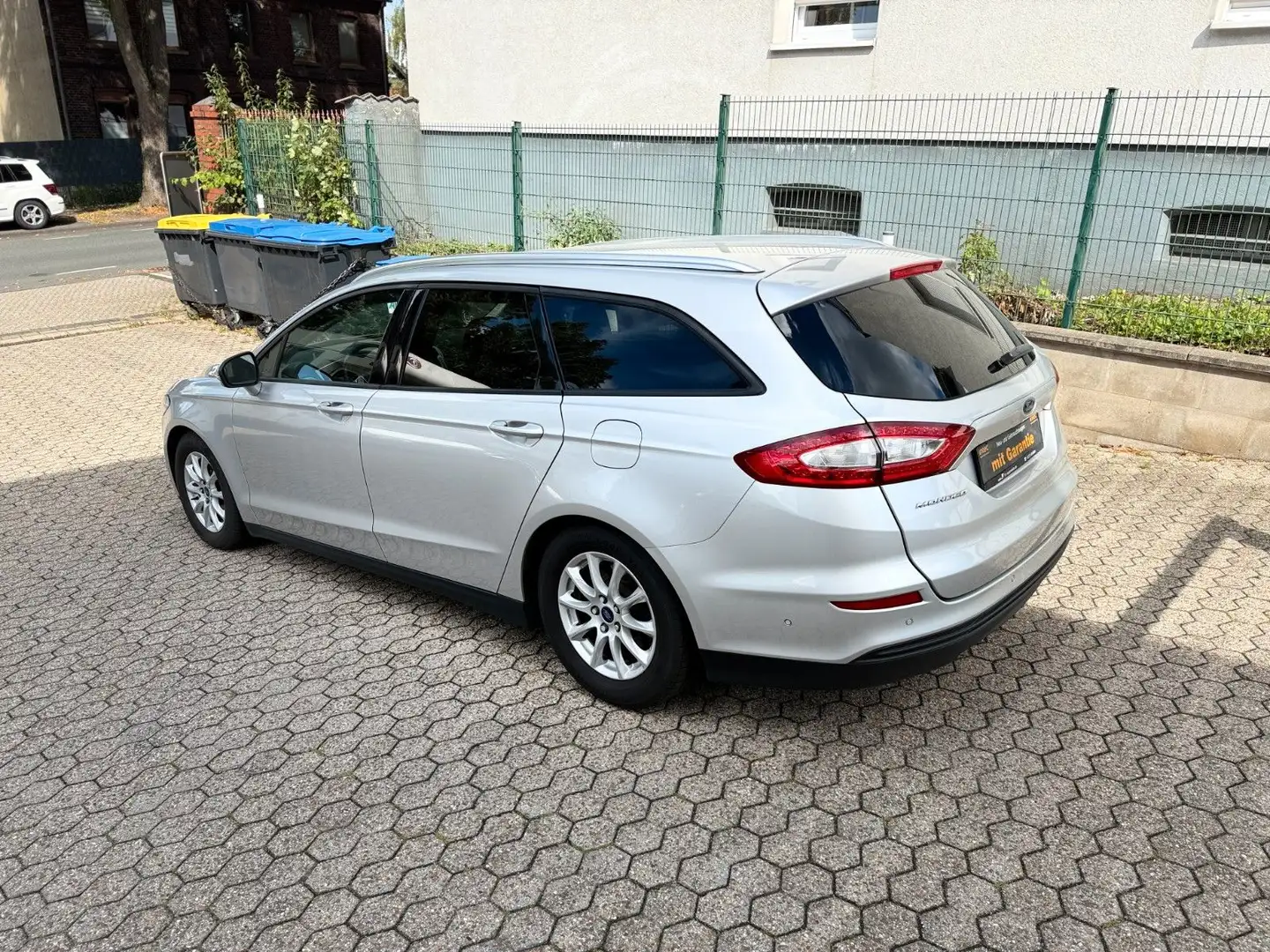 Ford Mondeo Turnier Business Edition Silber - 2