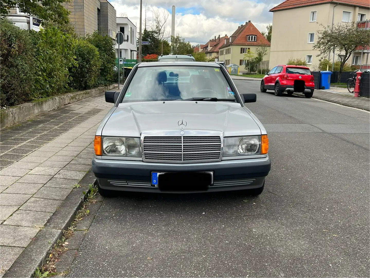 Mercedes-Benz 190 190 E 1.8 Stříbrná - 2
