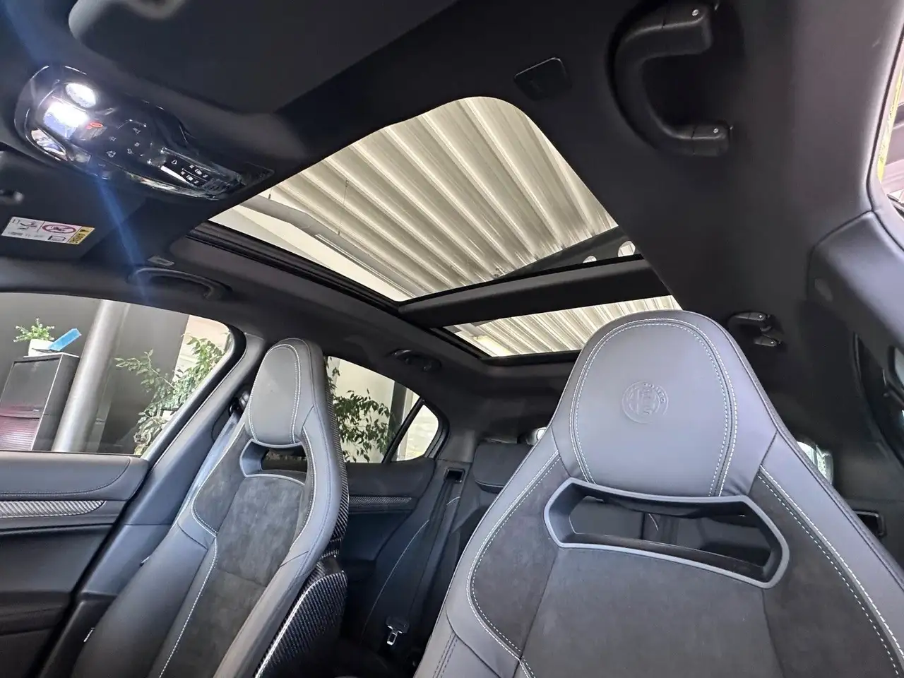 Alfa Romeo Stelvio 2025 — фото 13
