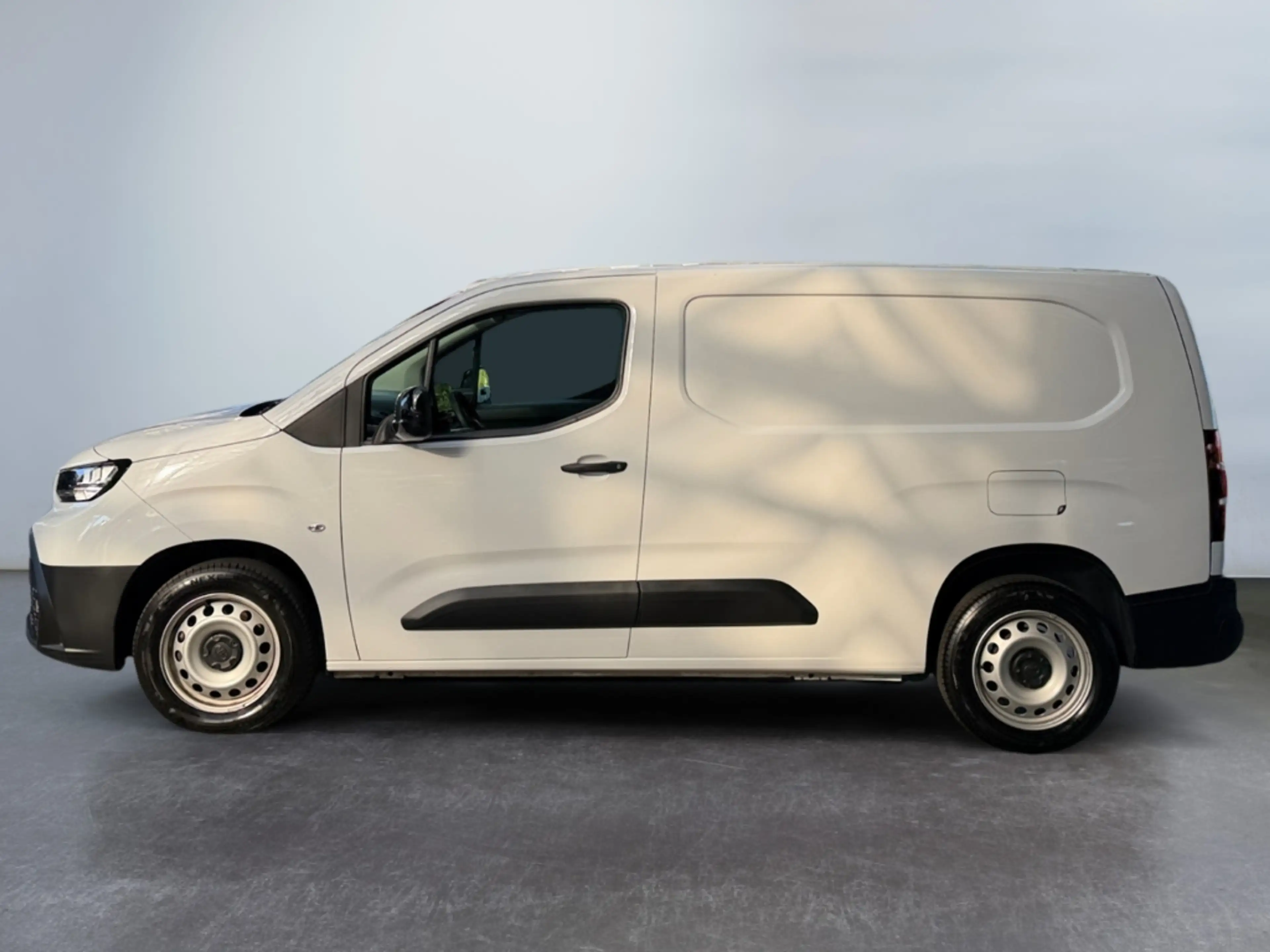 Toyota Proace City 1.5 D-4D L2 Meister *Navi*PDC*CarPlay* — photo 5