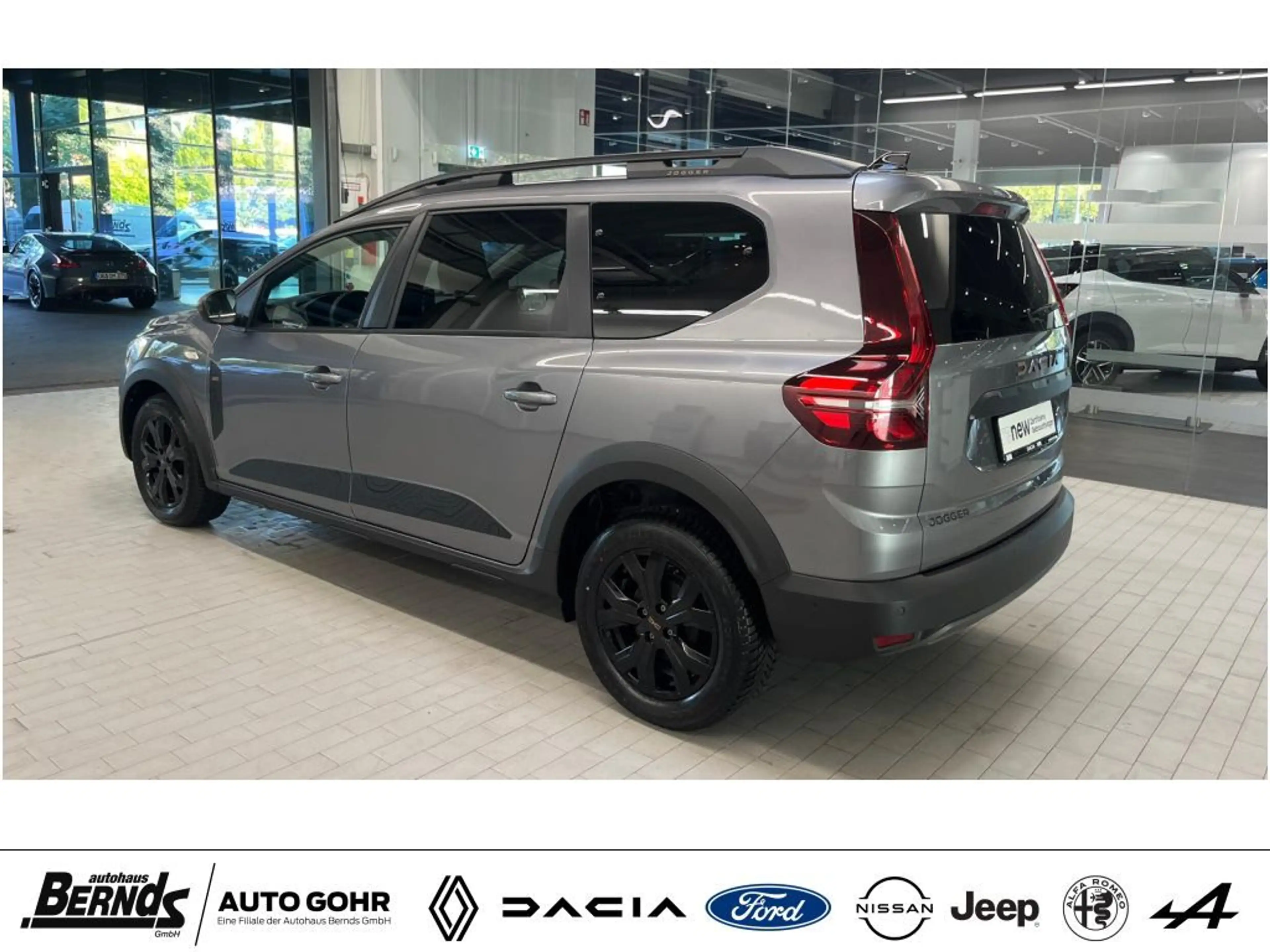 Dacia Jogger 110 7-Sitze Extreme CityP. Navi CarPlay DAB+ LED — photo 11