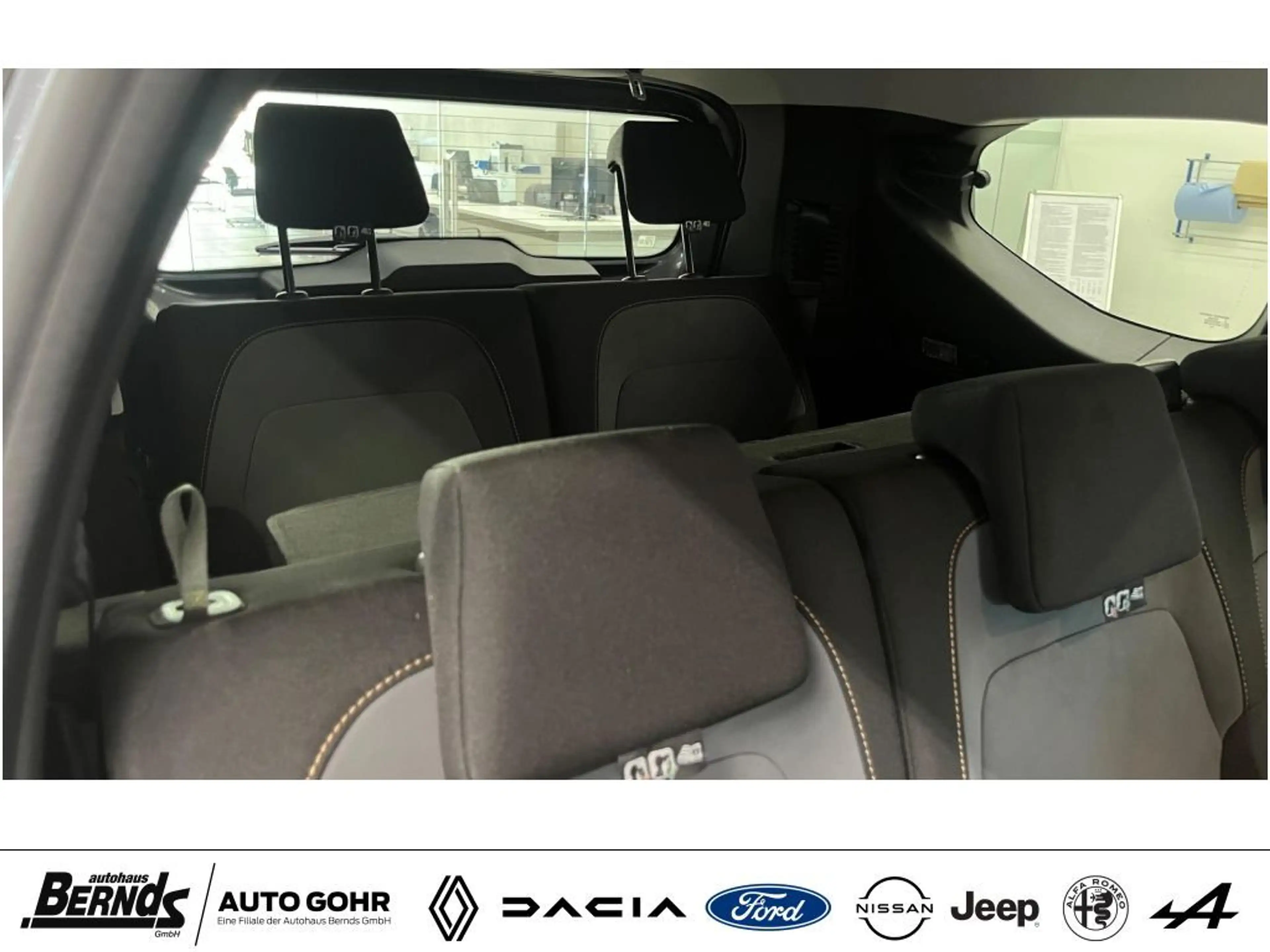 Dacia Jogger 110 7-Sitze Extreme CityP. Navi CarPlay DAB+ LED — photo 6