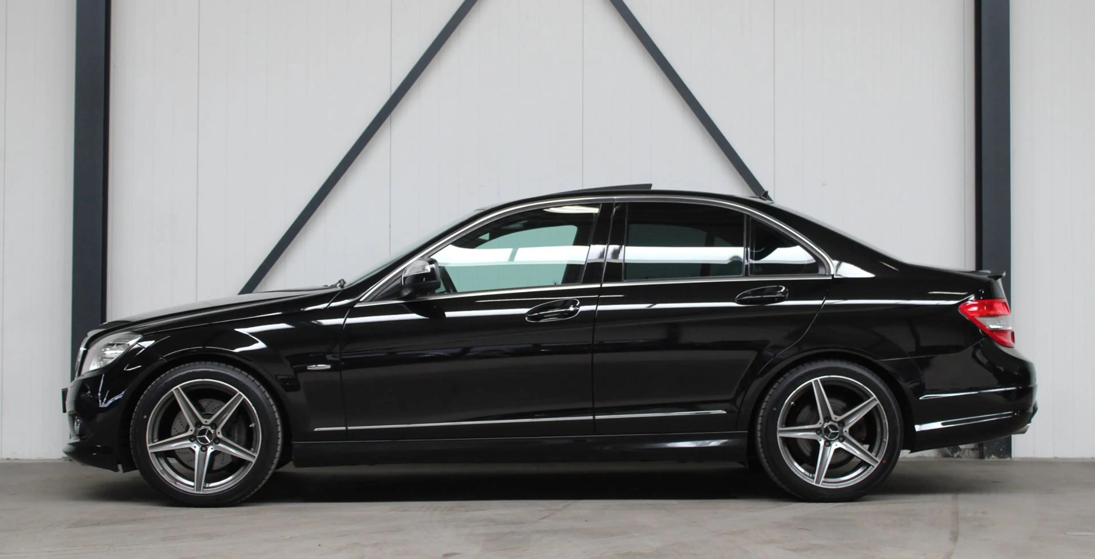 Mercedes-Benz C 350 AMG-Sportpakket l 1e eigenaar l UNIEK — photo 2