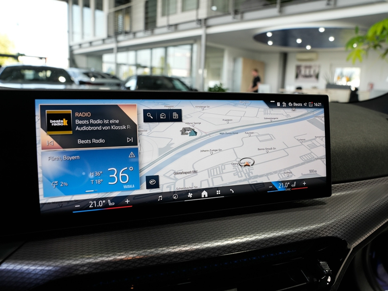 BMW 320 320d xDrive Touring M Sport Leder Kamera ACC — photo 14