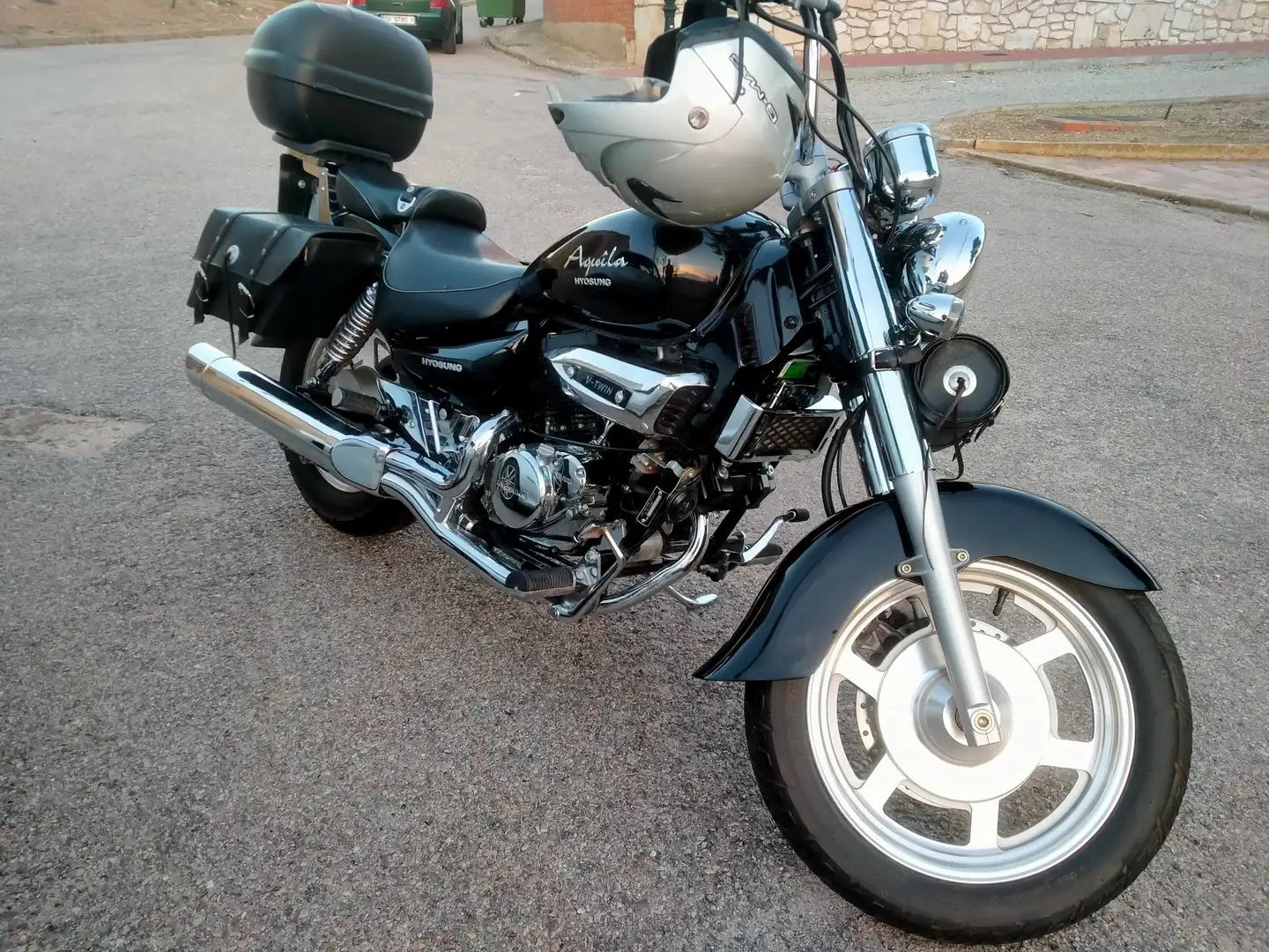 Hyosung Aquila 125 - 1