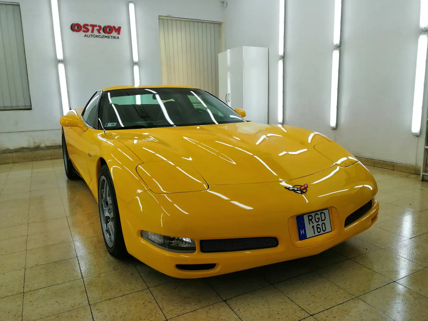 Corvette Z06 C5 Жовтий - 2