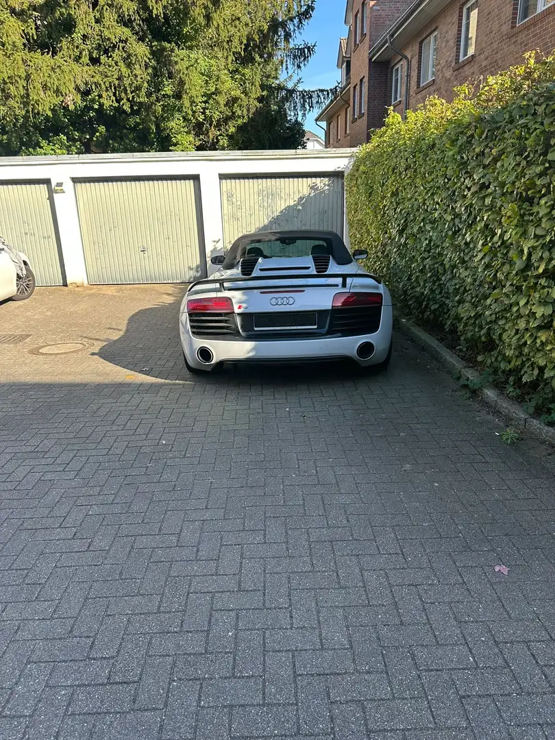 Audi R8 R8 Spyder Spyder 5.2 FSI quattro S tronic Grau - 2