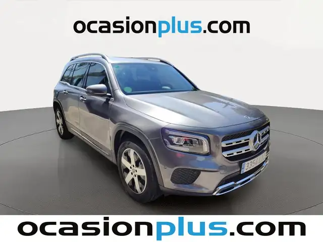 Mercedes-Benz GLB view 2