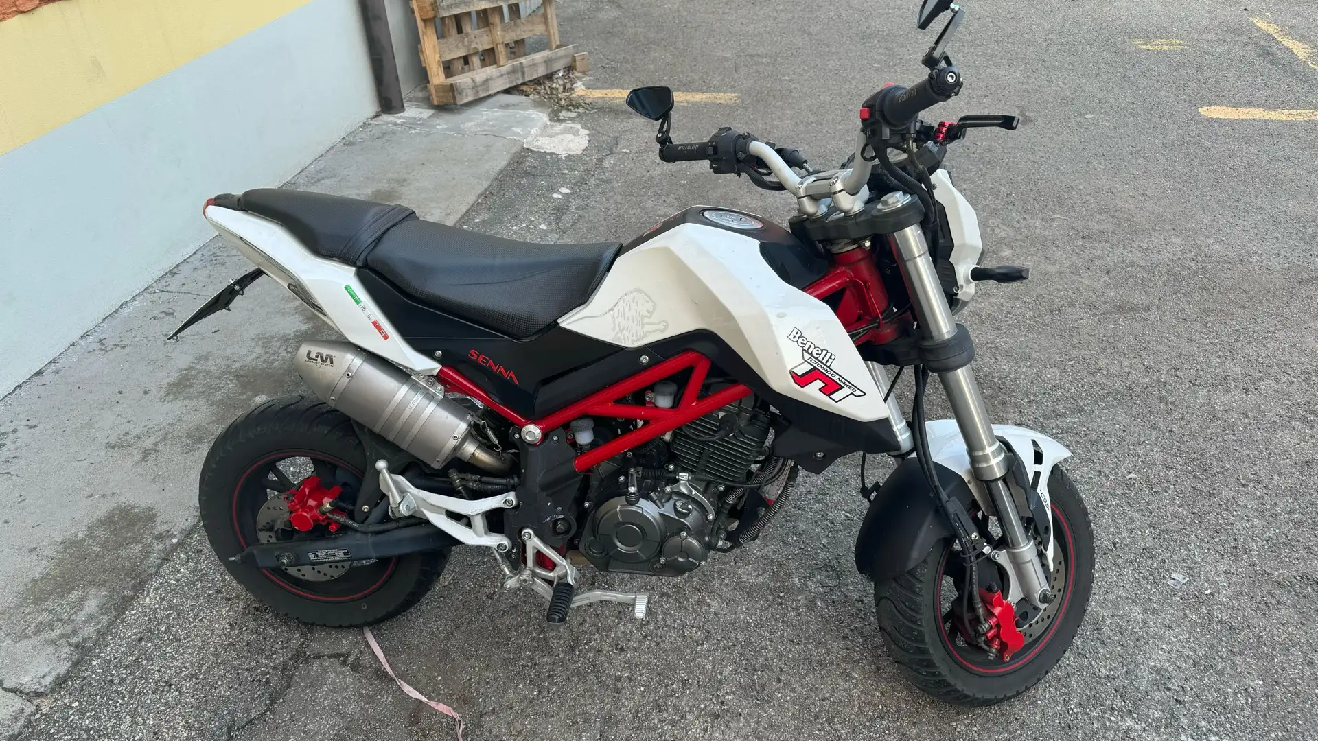 Benelli TNT 125 Naked Wit - 2