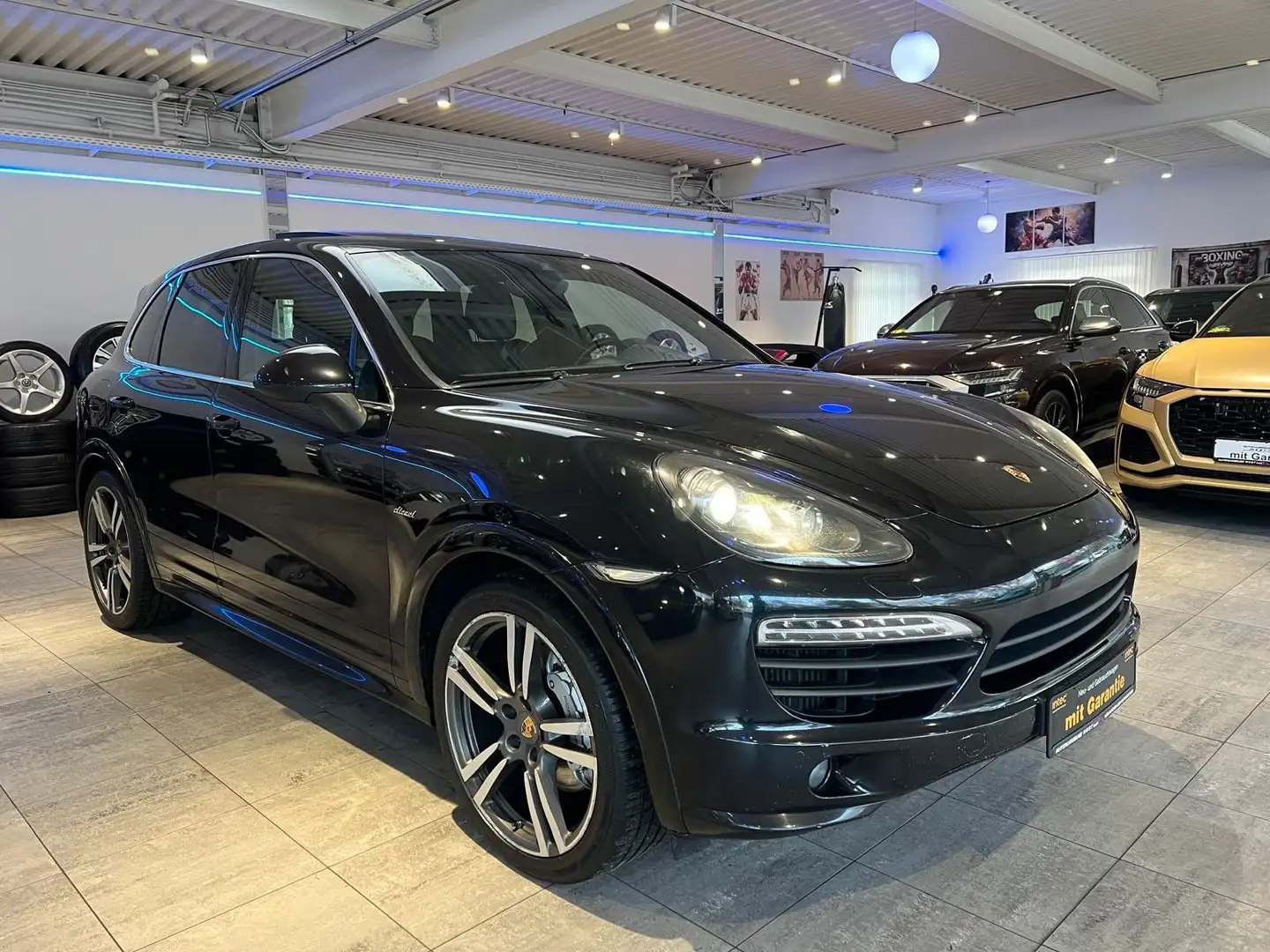 Porsche Cayenne S Diesel Sport Design *GTS Paket* Noir - 2
