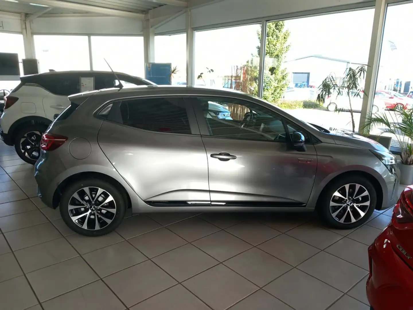 Mitsubishi Colt 1.6 Plus Autom. Hybrid Sitzheiz., LED, Navi - 2