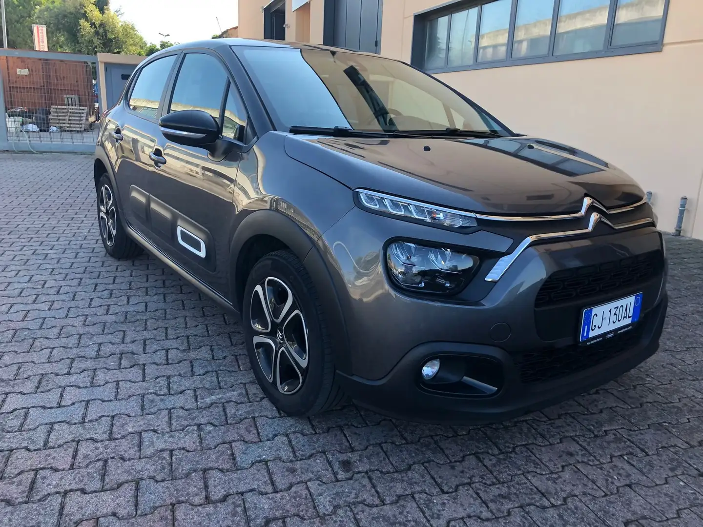 Citroen C3 2022 1.2 puretech Feel Pack s Grigio - 1